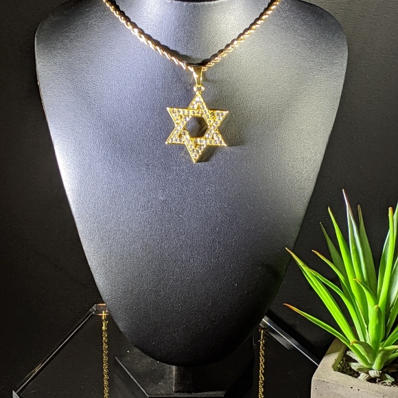 Other - 🆕🚨Sale🚨 Religious Pendant